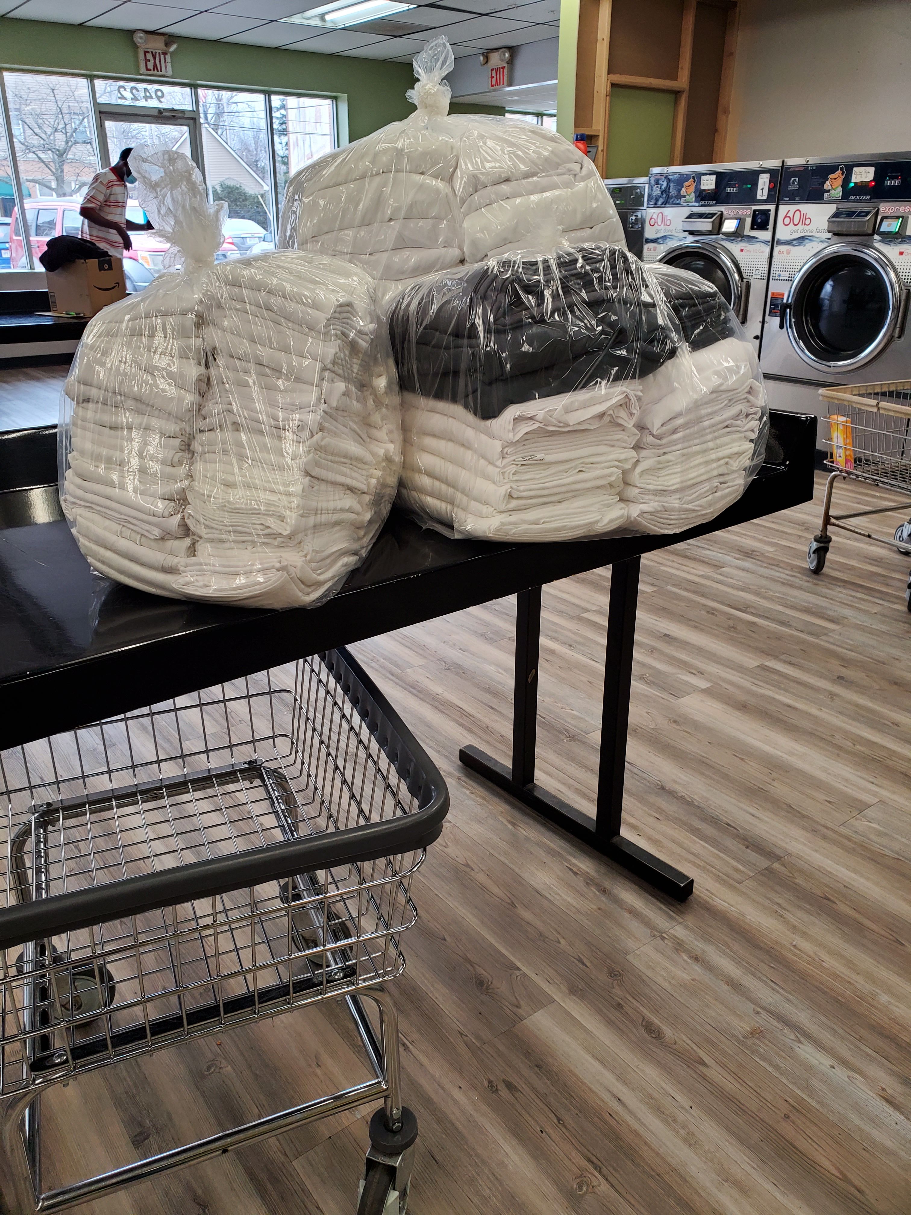 Gallery The Best Laundry Service near Cleveland, Ohio The Mat Laundromat